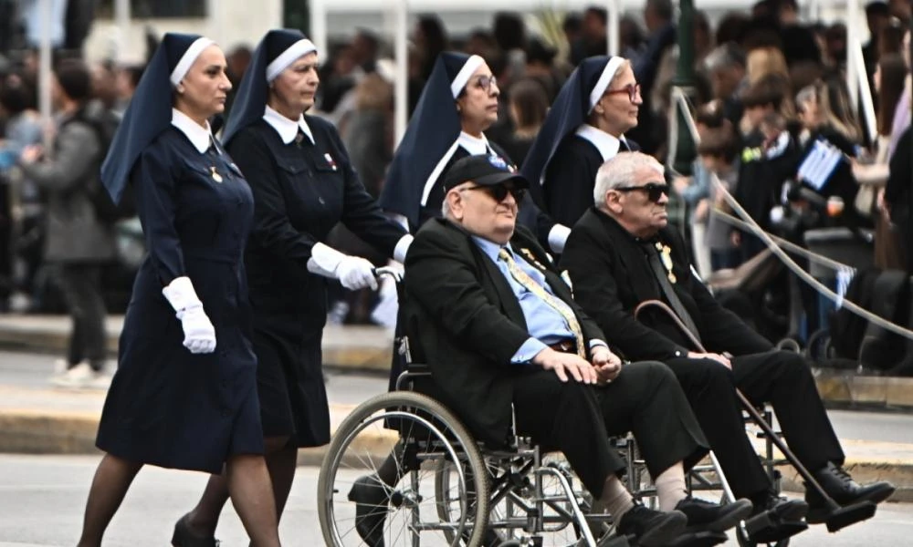 Η συγκινητική διέλευση των Αναπήρων Πολέμου στην παρέλαση